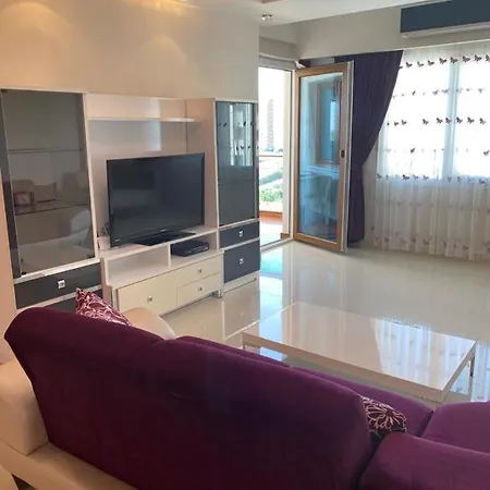 Azura Park Apartment